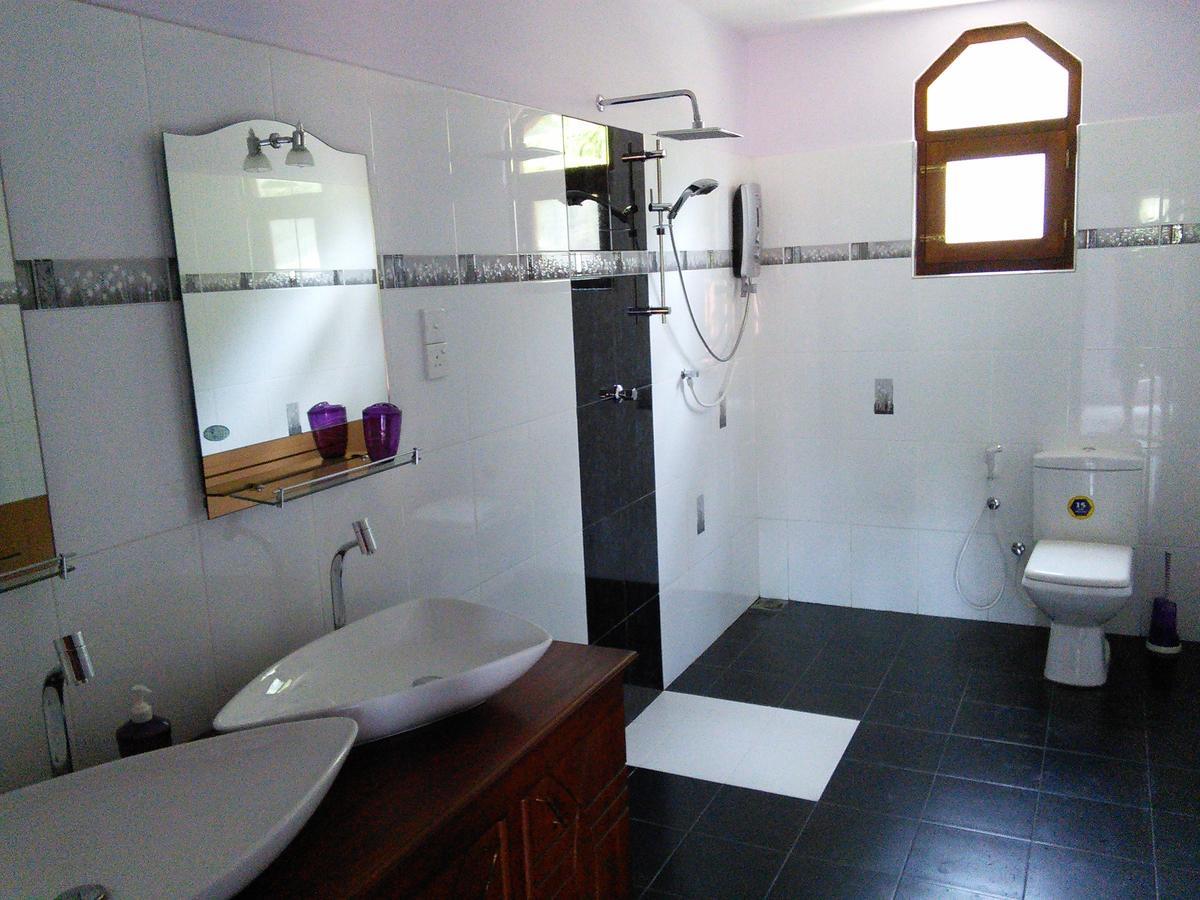 King Coconut Lodge Habaraduwa Central Dış mekan fotoğraf